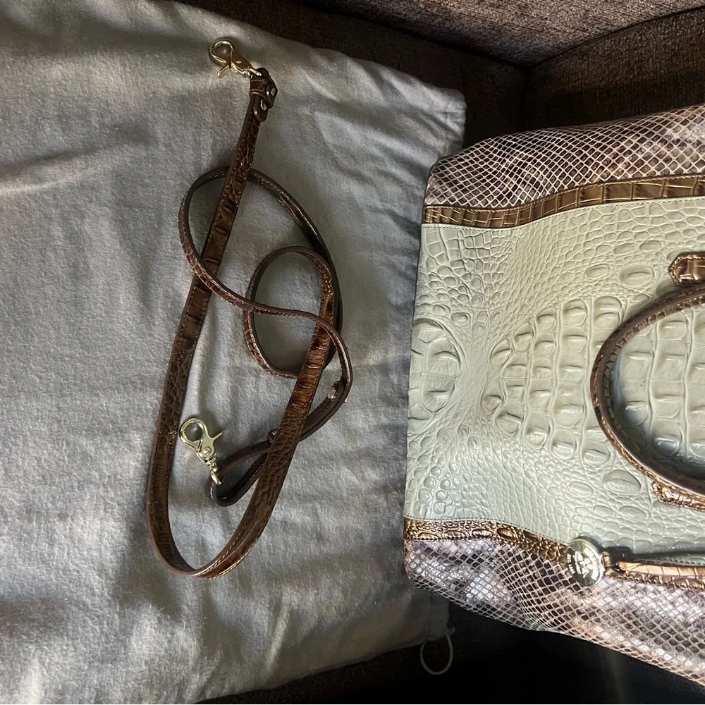 Brahmin Tote Bag with shoulder strap - Picture 6 of 10